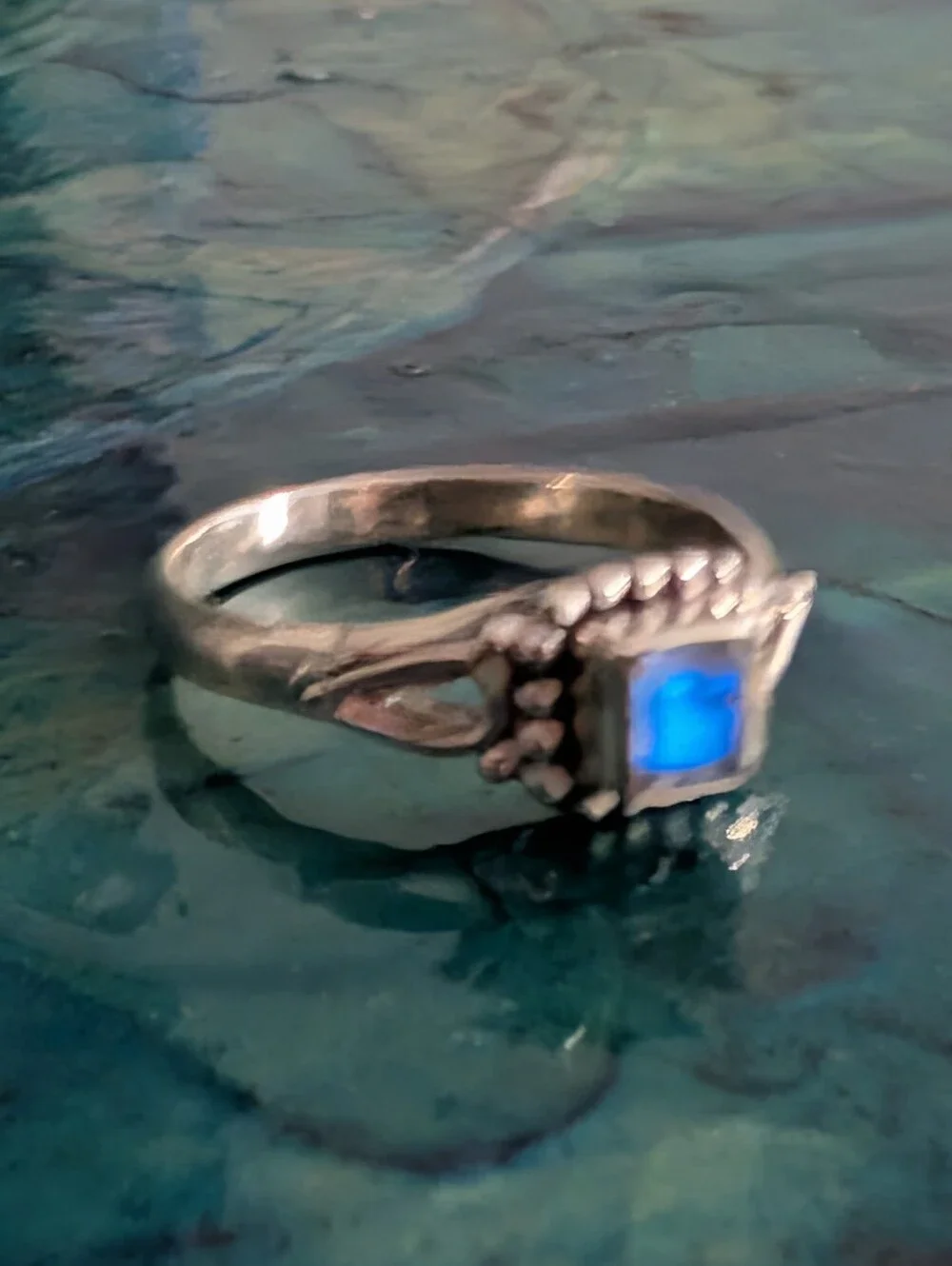 🆕 Amazing Blue Flash Sterling Silver Rainbow Moonstone Square-Cut Ring Size 6.5